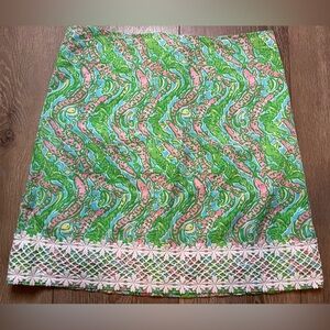 Lilly Pulitzer Chomp Chomp Skirt
Size 4